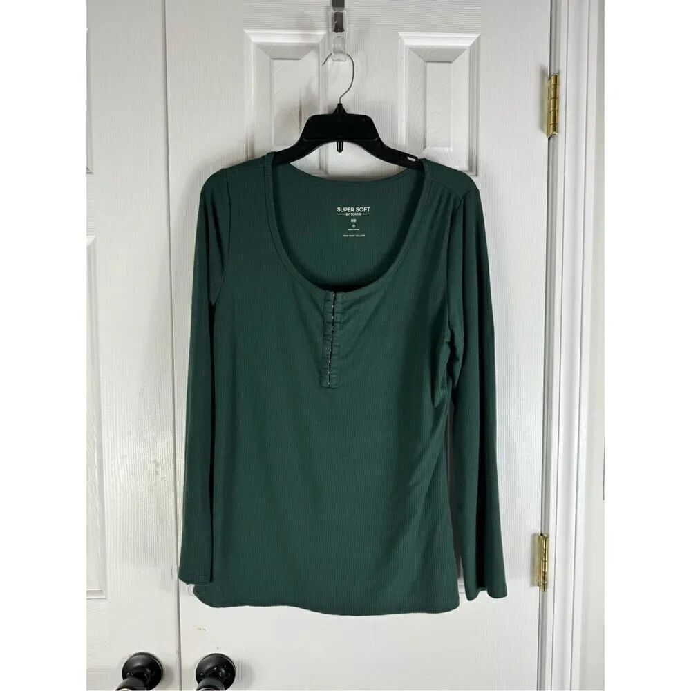 Torrid Womens Green Blouse Size 0